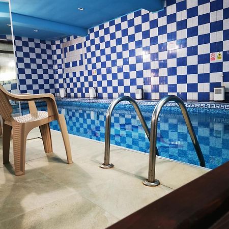 Casa Simescu II Hostel Caransebeş Екстериор снимка